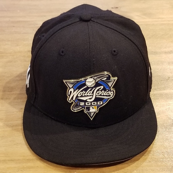 New Era Other - New York Yankees Hat New Era Size 7 3/4 59Fifty World Series 2000 Metal Logo